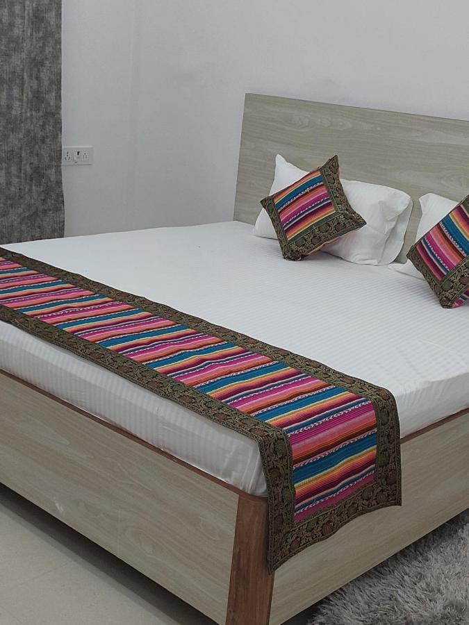 5 Petals Guest house